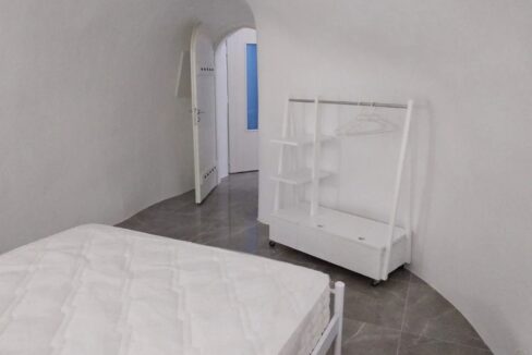 House for sale Santorini Emporio - 3 Apartments 9