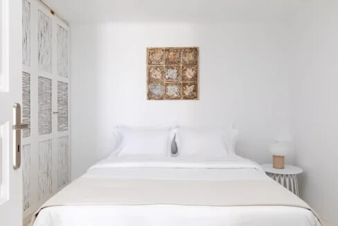 Luxurious Seaside Villa for Sale in Tinos Island Greece 25