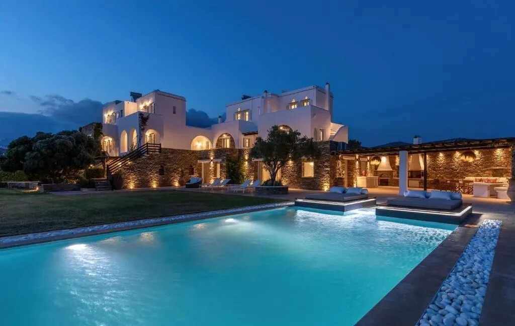 Luxurious Seaside Villa for Sale in Tinos Island Greece 36