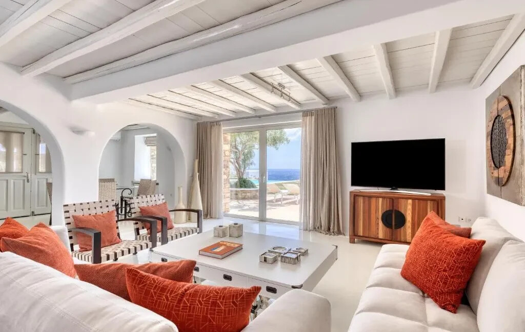 Luxurious Seaside Villa for Sale in Tinos Island Greece 9