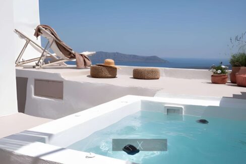 Luxurious Villa for Sale in Santorini, Fira 10