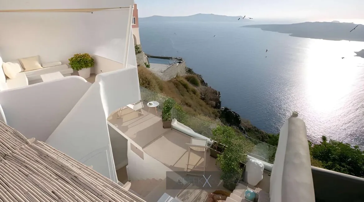 Luxurious Villa for Sale in Santorini, Fira 5