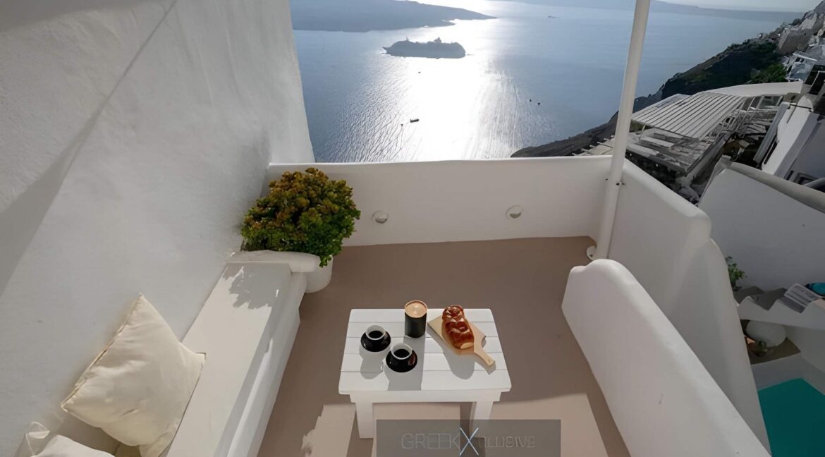 Luxurious Villa for Sale in Santorini, Fira 7
