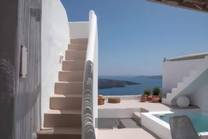 Luxurious Villa for Sale in Santorini, Fira