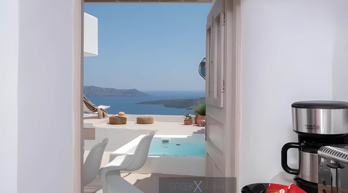 Luxurious Villa for Sale in Santorini, Fira 8