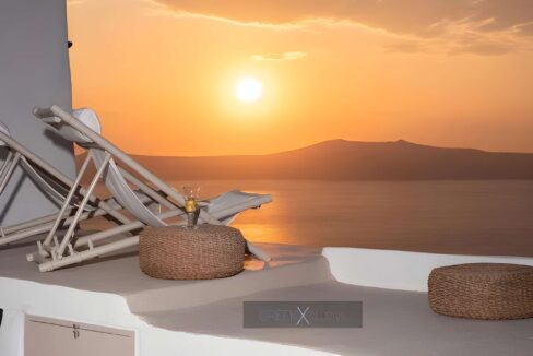 Luxurious Villa for Sale in Santorini, Fira 8