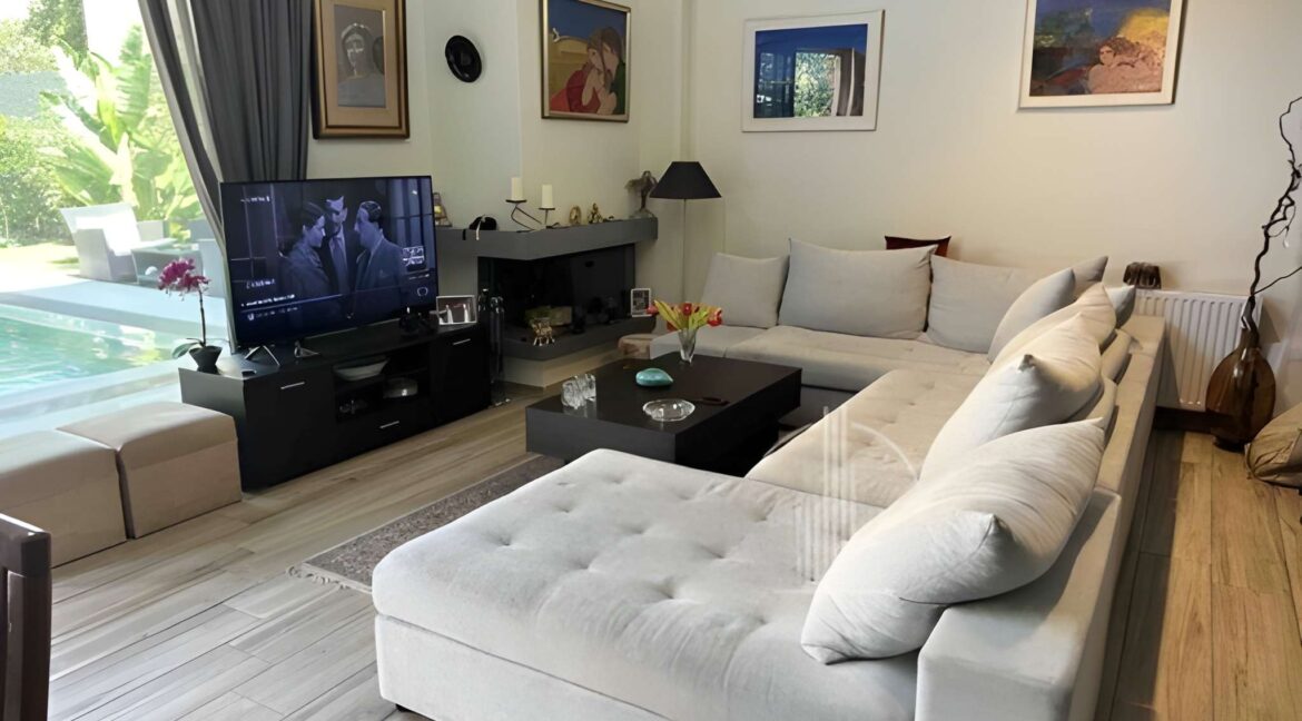 Luxury Maisonette for sale Glyfada in Athens 1