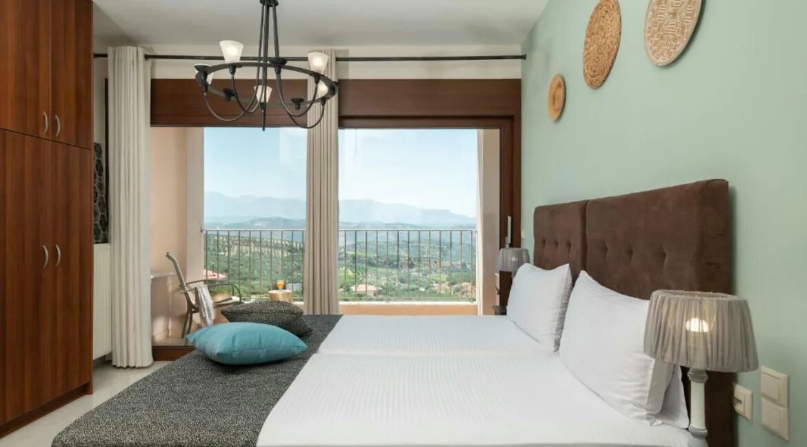 Luxury Villa for Sale in Heraklio, Crete 12