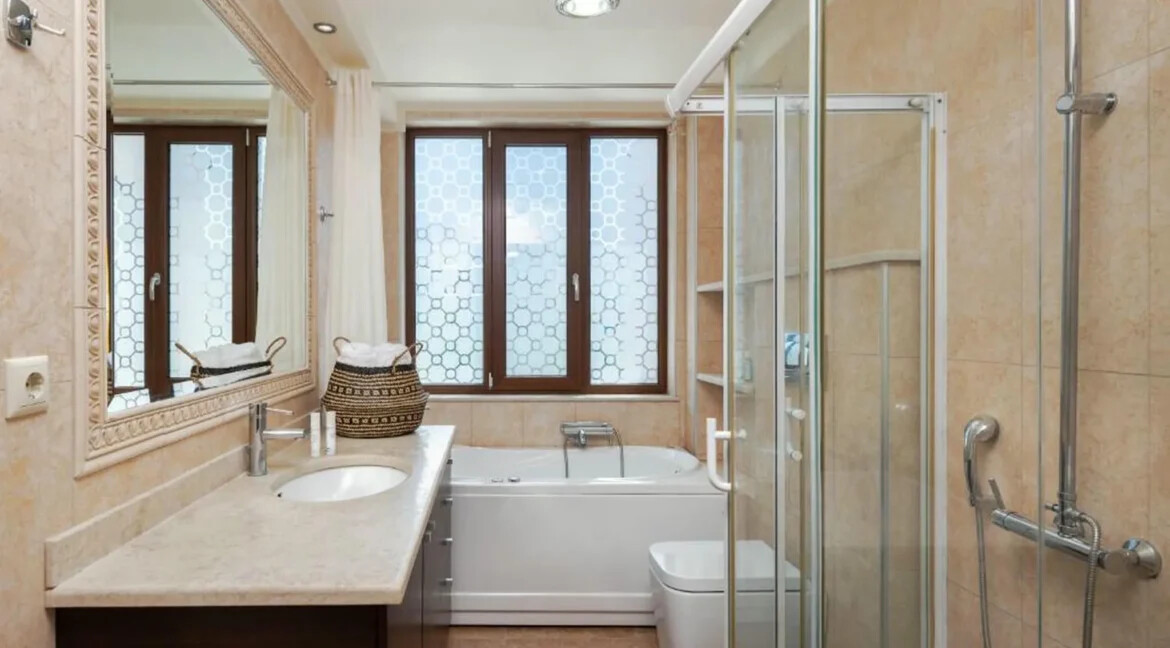 Luxury Villa for Sale in Heraklio, Crete 16