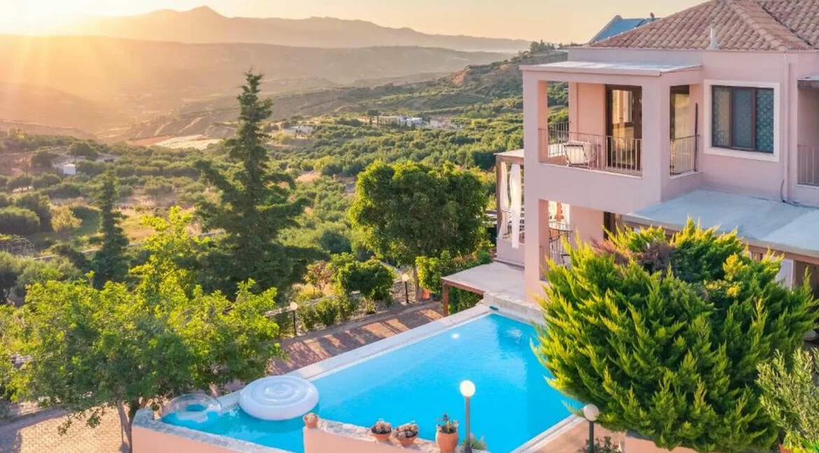 Luxury Villa for Sale in Heraklio, Crete 29