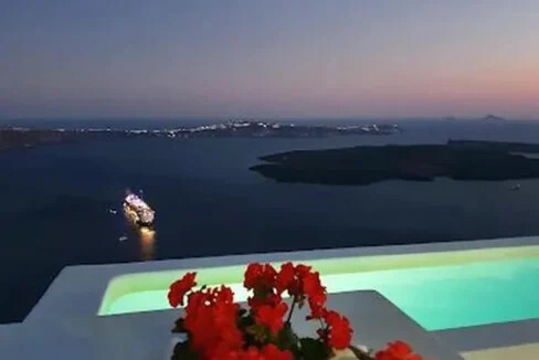 Luxury Villa for Sale with 4 Suites in Imerovigli Santorini 1