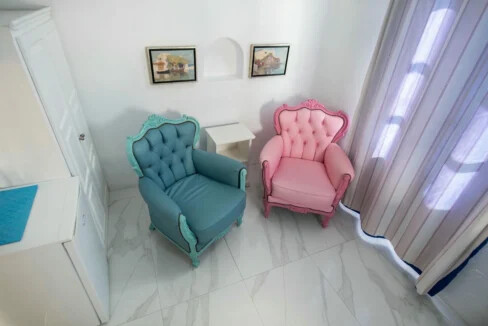 Luxury Villa for Sale with 4 Suites in Imerovigli Santorini 18