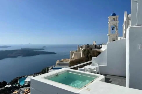 Luxury Villa for Sale with 4 Suites in Imerovigli Santorini 9