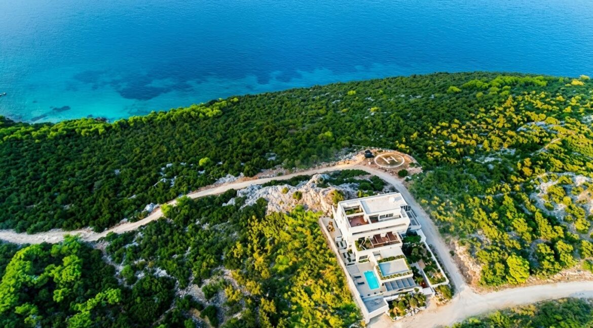 Luxury Villa in Attica Marathonas for sale, Schinias 12