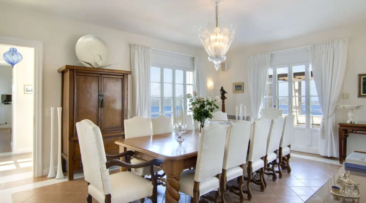 Mansion by the Sea in Elounda Crete for Sale 13