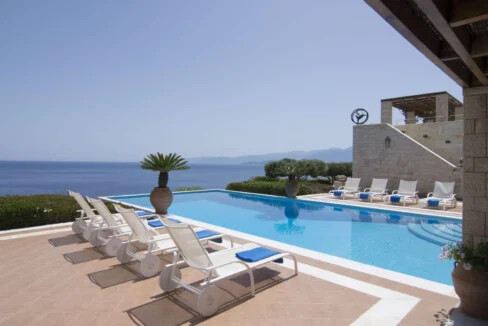 Mansion by the Sea in Elounda Crete for Sale 23
