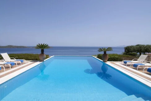 Mansion by the Sea in Elounda Crete for Sale 25