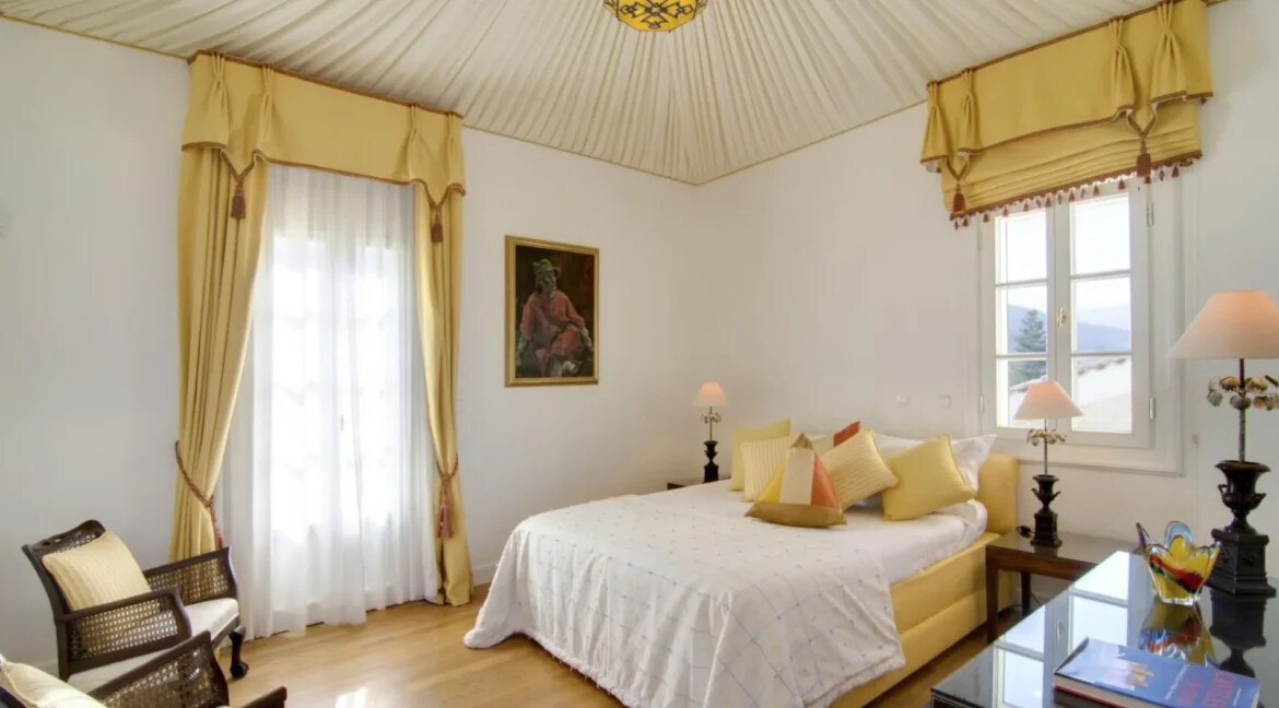 Mansion by the Sea in Elounda Crete for Sale 7