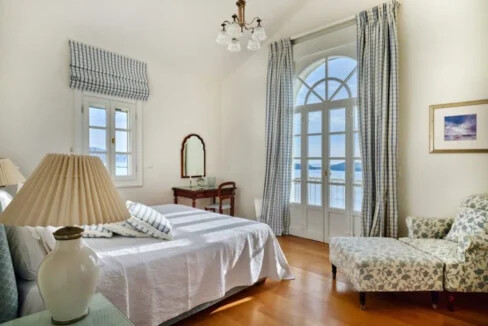 Mansion by the Sea in Elounda Crete for Sale 8
