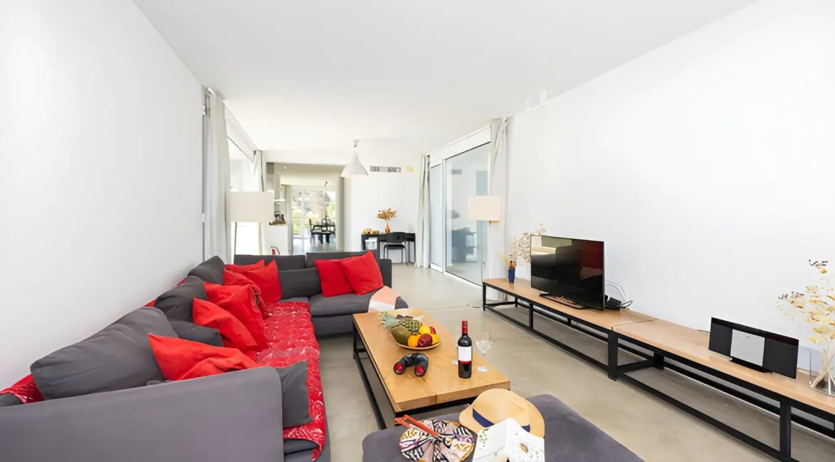 Minimal Sea-View Villa for Sale in Corfu, with Pool & Roof Terrace 7