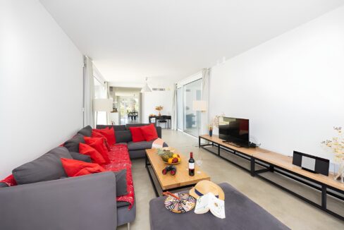 Minimal Sea-View Villa for Sale in Corfu, with Pool & Roof Terrace 7