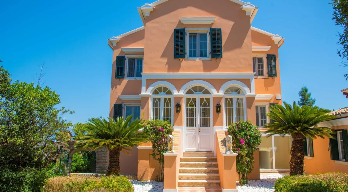 Prime Location Villa for Sale Corfu Town 1