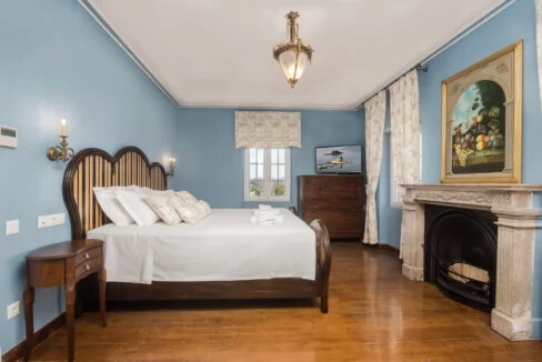 Prime Location Villa for Sale Corfu Town 15