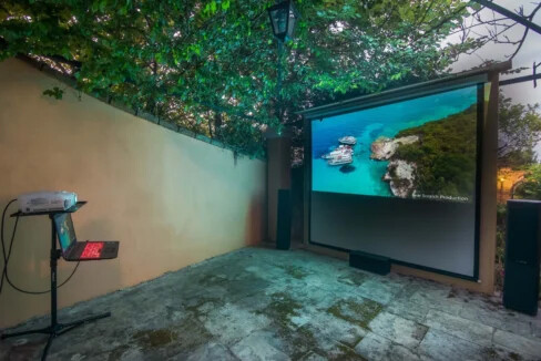 Prime Location Villa for Sale Corfu Town 2