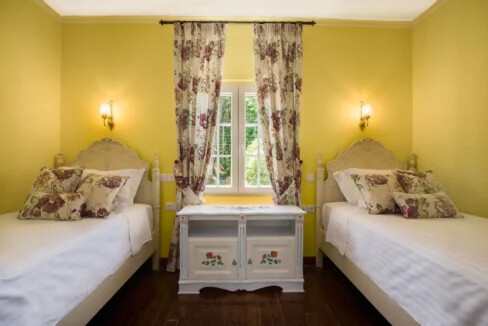 Prime Location Villa for Sale Corfu Town 9