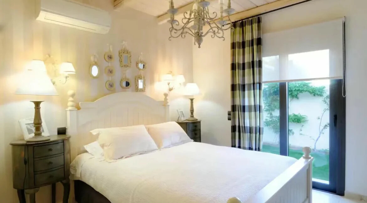 Sea View Villa in Theologos near Athens 11