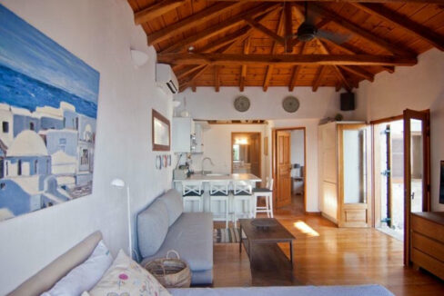 Seafront Cottage with Private Beach Access in Skiathos for sale 3