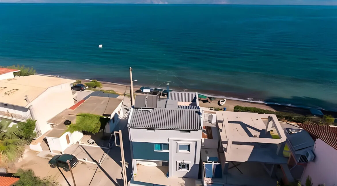 Seafront Villa for Sale in Central Greece2