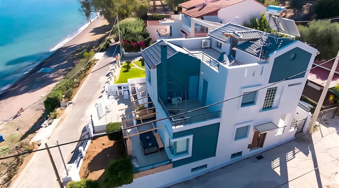 Seafront Villa for Sale in Central Greece4