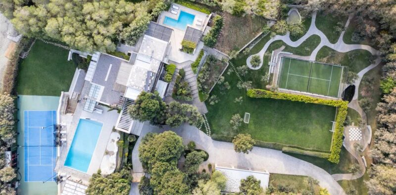 Seafront Villa in Athens for sale with Private Beach
