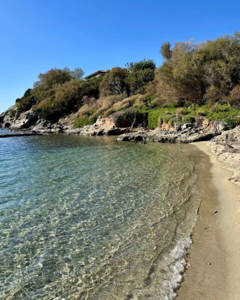 Seafront Villa in Athens for sale with Private Beach