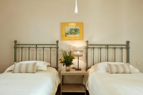 Villa With Pool In Tinos for sale 21