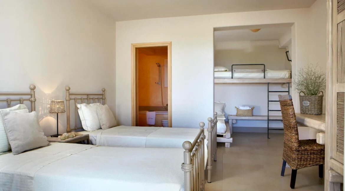 Villa With Pool In Tinos for sale 28