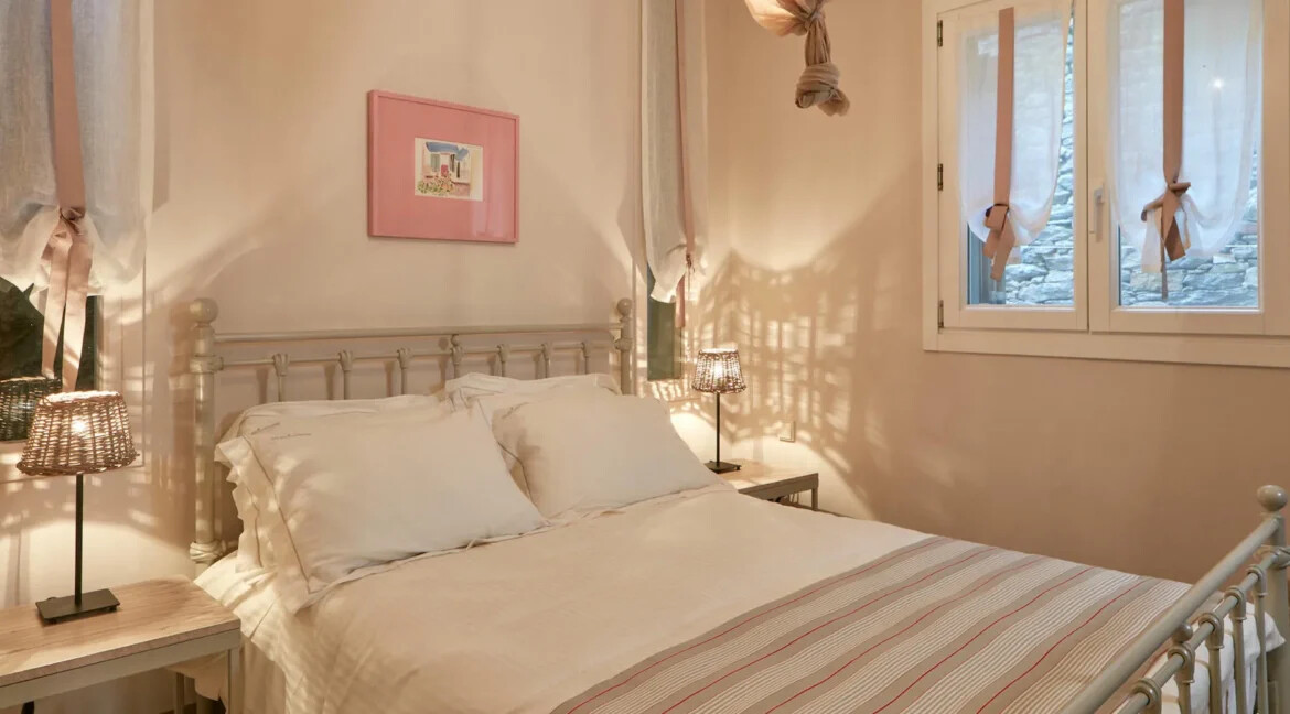 Villa With Pool In Tinos for sale 4