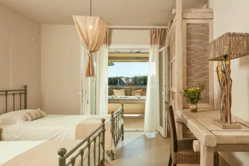 Villa With Pool In Tinos for sale 6