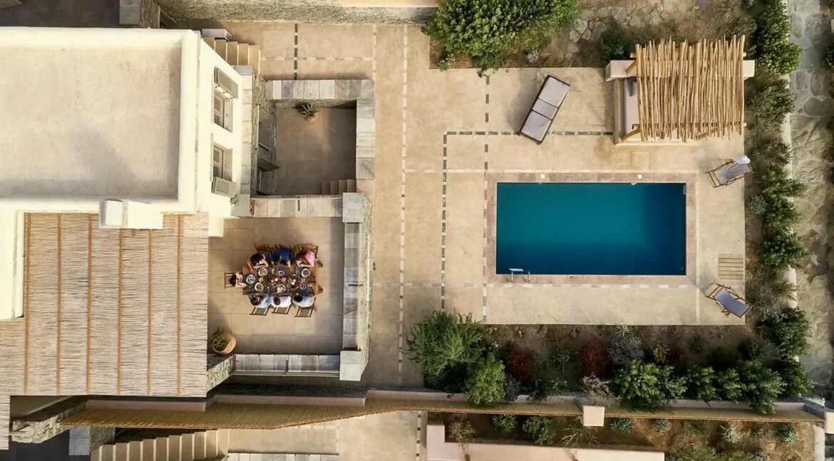 Villa With Pool In Tinos for sale 8