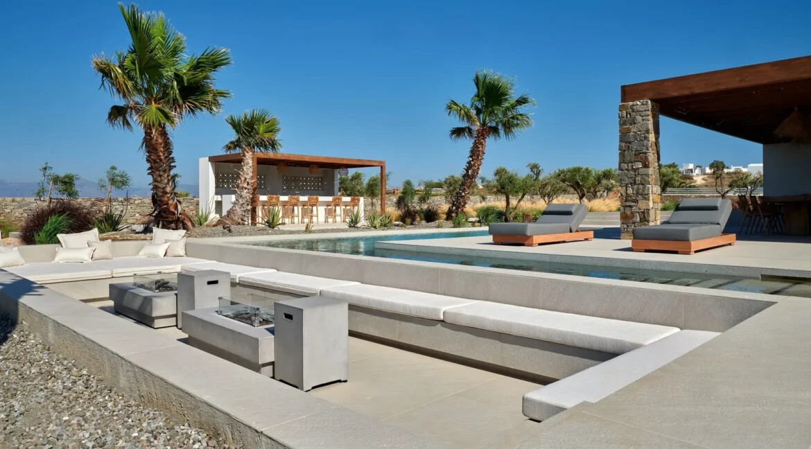 Villa With Tennis Court for Sale in Paros Greece 4