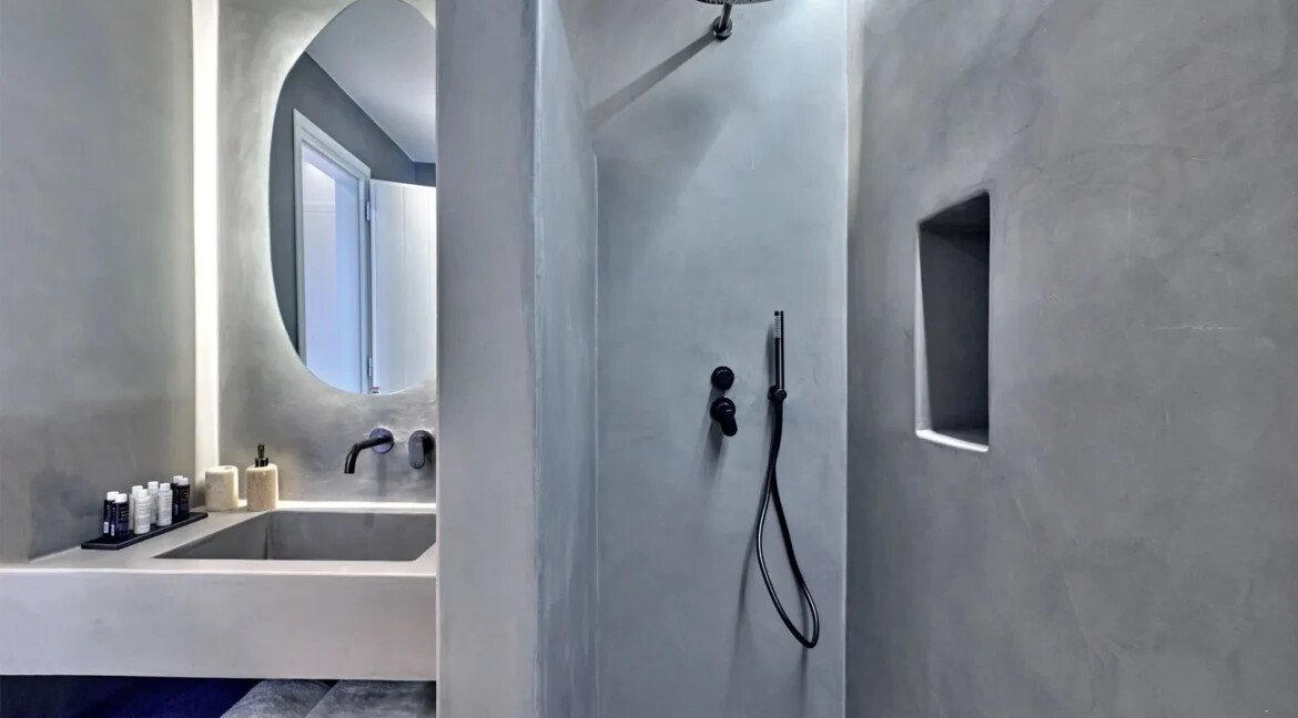 Villa With Tennis Court for Sale in Paros Greece 6