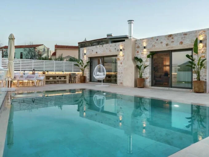 Villa for sale in Rethymno, Greece with sunset views over the Aegean Sea