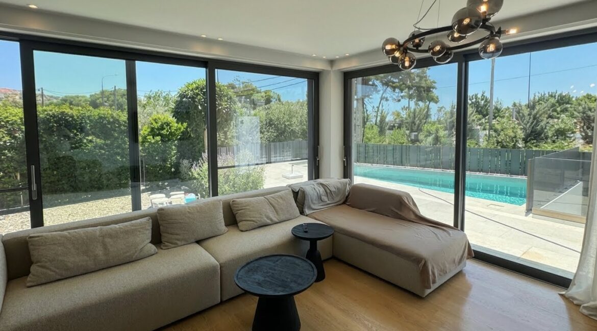 Villa for sale in Varkiza Athens 2