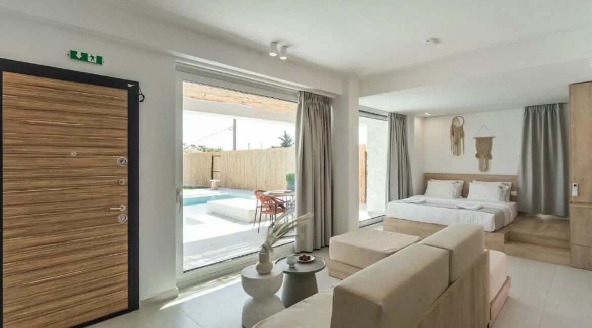 Villa with 4 Maisonettes in Nikiti Halkidiki for Sale 12