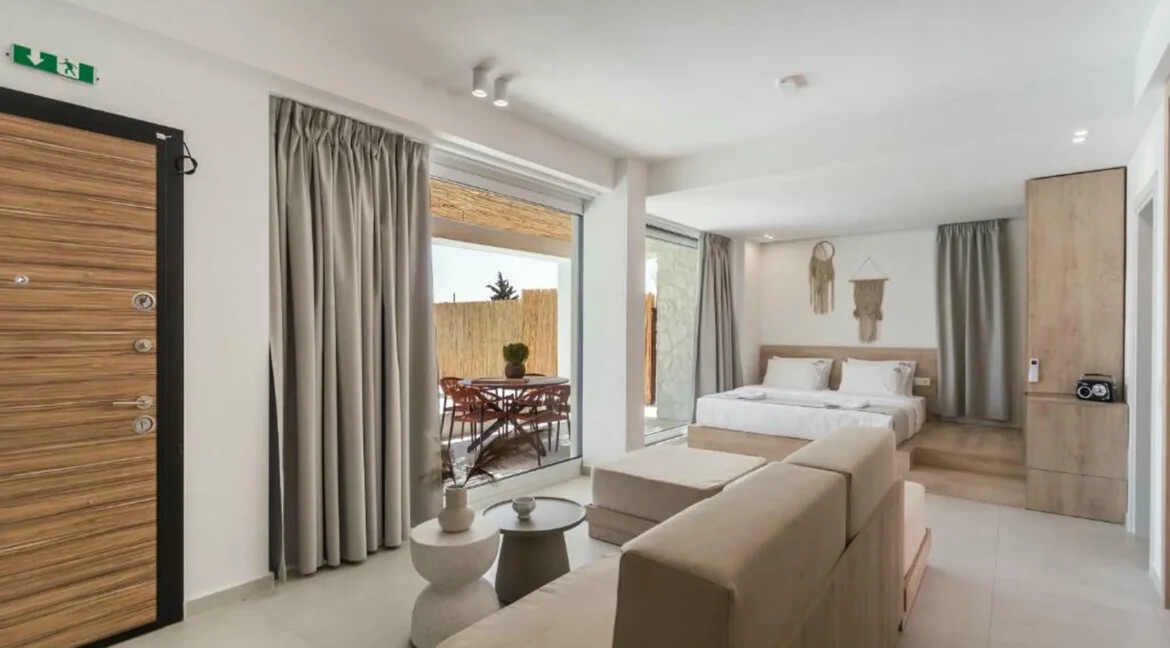 Villa with 4 Maisonettes in Nikiti Halkidiki for Sale 13