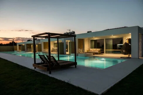 Villa with 4 Maisonettes in Nikiti Halkidiki for Sale 15