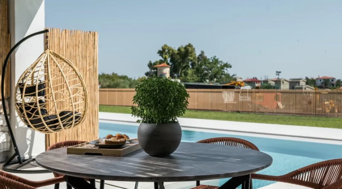 Villa with 4 Maisonettes in Nikiti Halkidiki for Sale 2