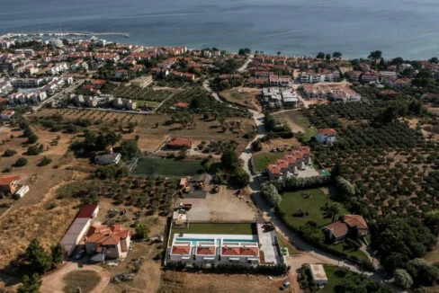 Villa with 4 Maisonettes in Nikiti Halkidiki for Sale 24