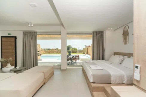 Villa with 4 Maisonettes in Nikiti Halkidiki for Sale 9